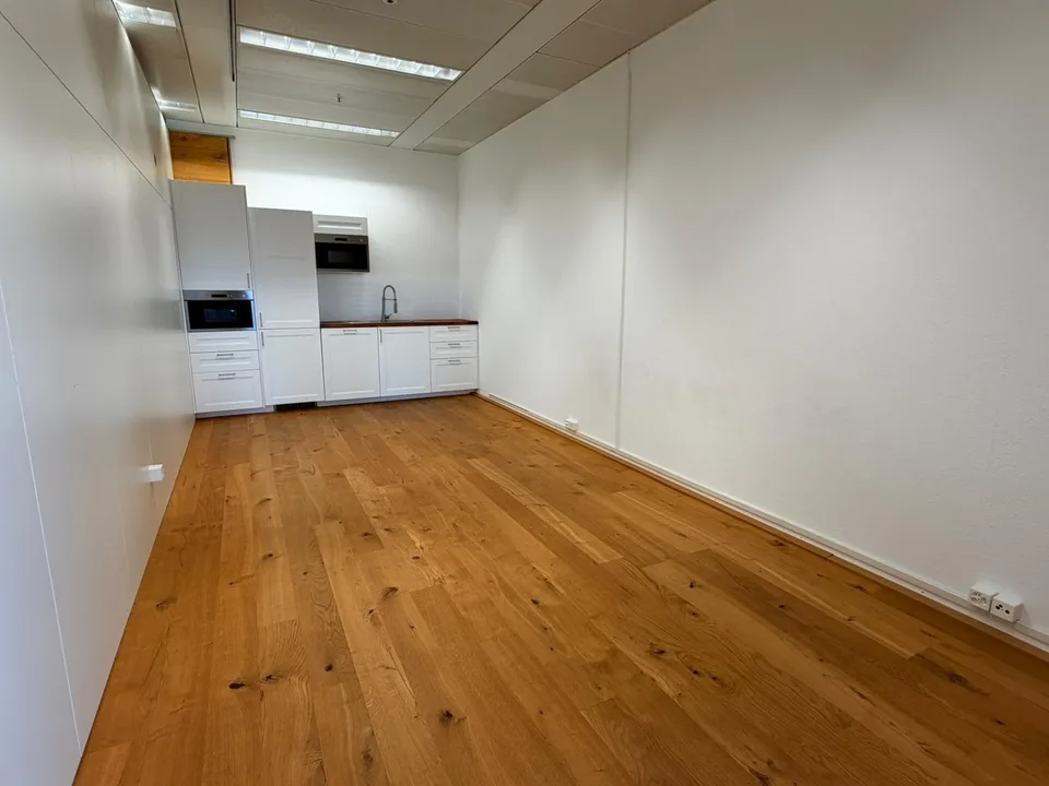 ZU VERMIETEN - Gewerbefläche 48 m² – Foto 8 von 9