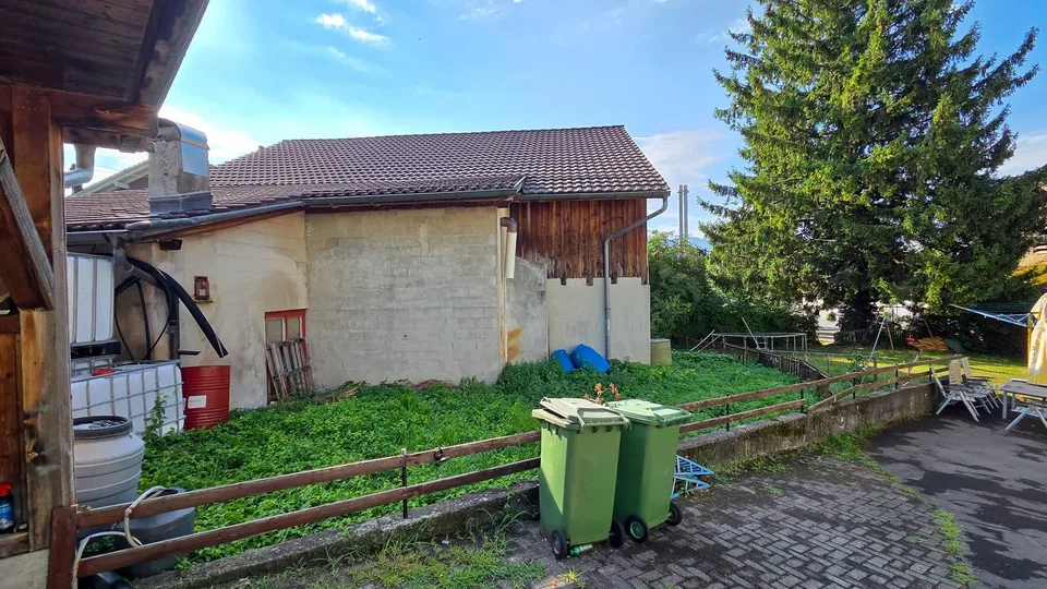 Propriété commerciale avec distillerie entièrement équipée et potentiel d'expansion pour un appartement spacieux de 5½ pièces – photo 13 sur 13
