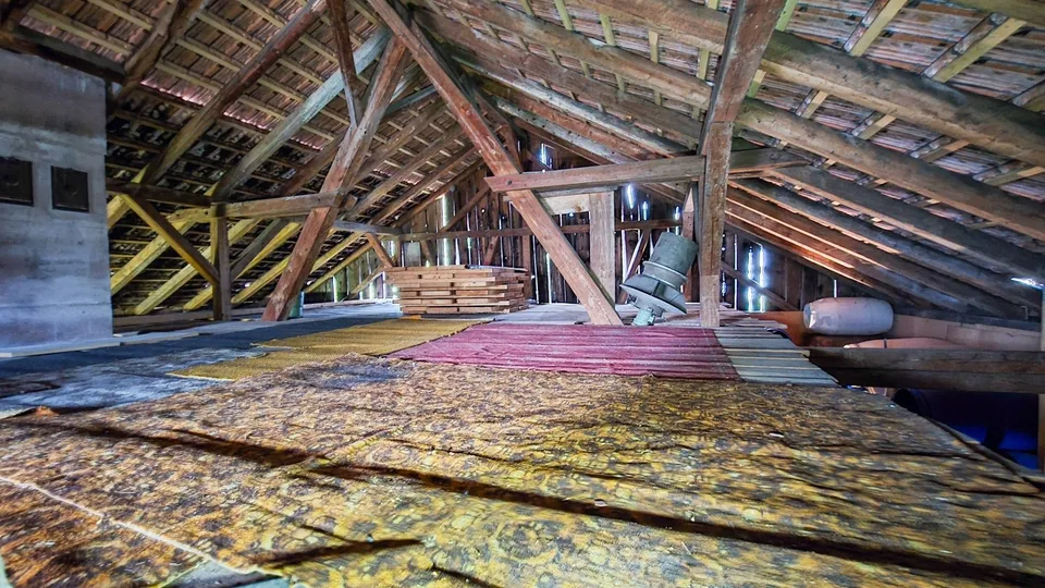 Propriété commerciale avec distillerie entièrement équipée et potentiel d'expansion pour un appartement spacieux de 5½ pièces – photo 12 sur 13