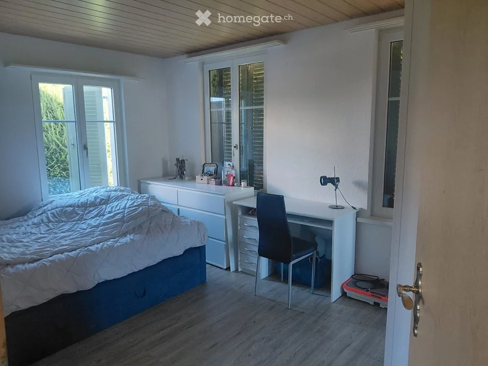 Schöne 3-Zimmerwohnung im Erdgeschoss mit Balkon – Foto 2 von 5