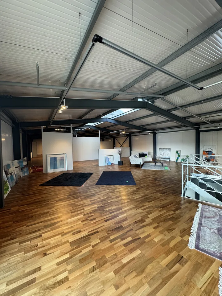 Gemischt genutztes Immobilien-Ensemble / Ensemble immobilier mixte – photo 7 sur 13