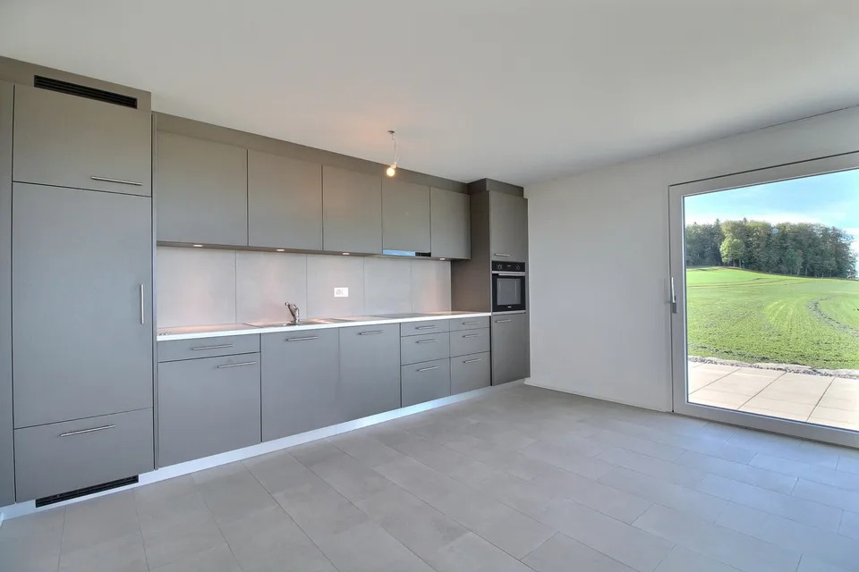 Incantevole appartamento di 2,5 locali con terrazza a Essert! – foto 3 di 10
