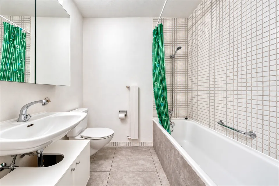 Wohnung mit 1,5 Zimmern und Balkon, ideal für eine Investition – Foto 3 von 7