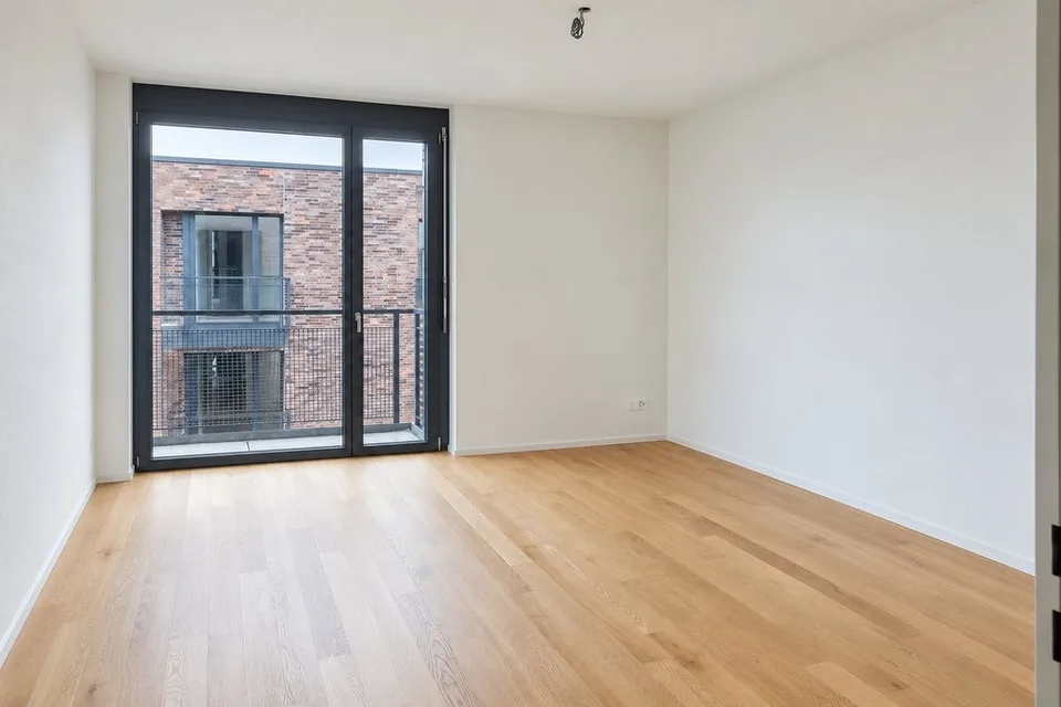 Helle 3.5 Zimmer Wohnung mit Balkon und Blick ins Grüne – Foto 6 von 9