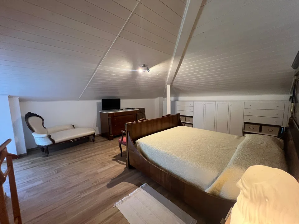 Riva San Vitale CENTRAL AND LAKEFRONT, ATTIC in perfect condition – photo 24 of 29
