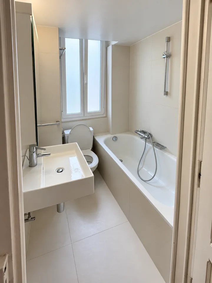 Charmantes Dachwohnung mit 2.5 Zimmern in Montreux – Foto 11 von 11