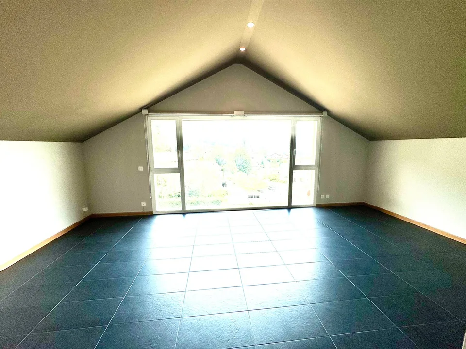 CADRO – ELEGANTE RESIDENZA CON GIARDINO PRIVATO, GARAGE DOPPIO E VISTA PANORAMICA – foto 24 di 29