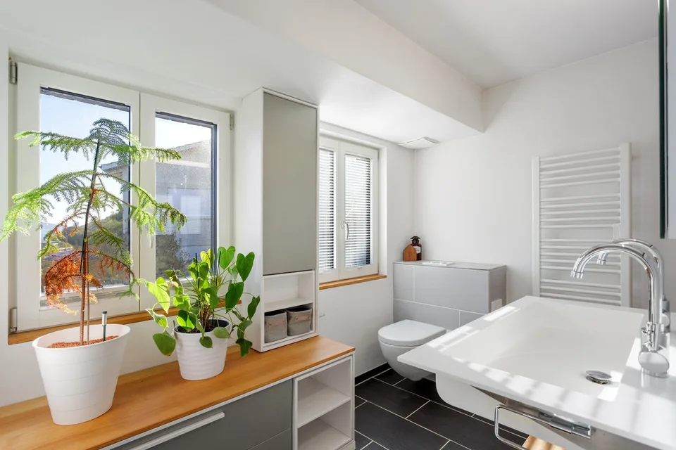 Einzugsbereites Eckreihenhaus mit spektakulärem Blick über Winterthur – Foto 6 von 8