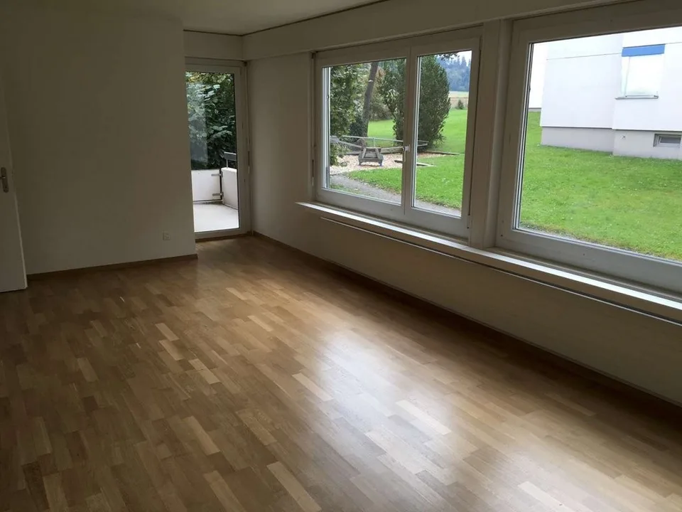 Ruhig und sonnig gelegene 4,5-Zimmerwohnung – Foto 6 von 11