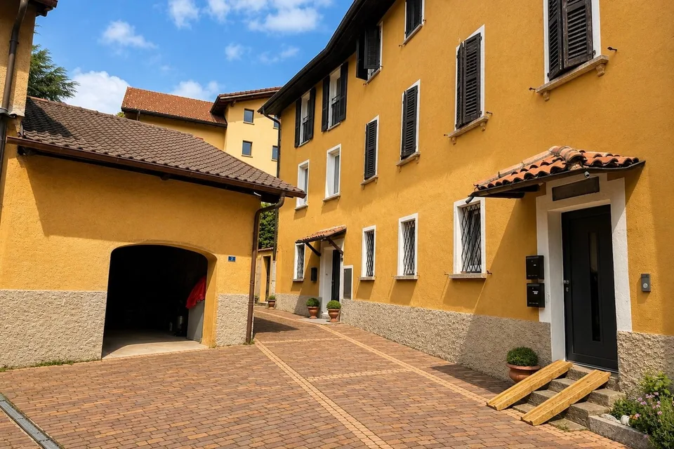 Elegante dimora storica con corte privata a Gentilino – Foto 24 von 26