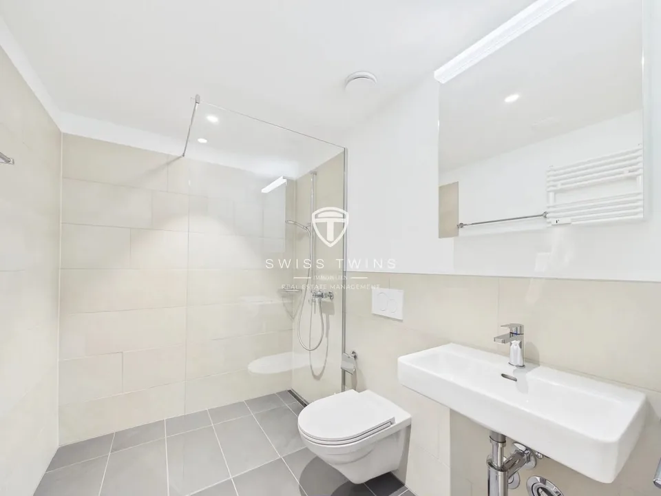 Exklusives Wohnen über den Dächern von Zürich - Stilvolle 2.5-Zimmer-Wohnung mit Terrasse – Foto 4 von 10