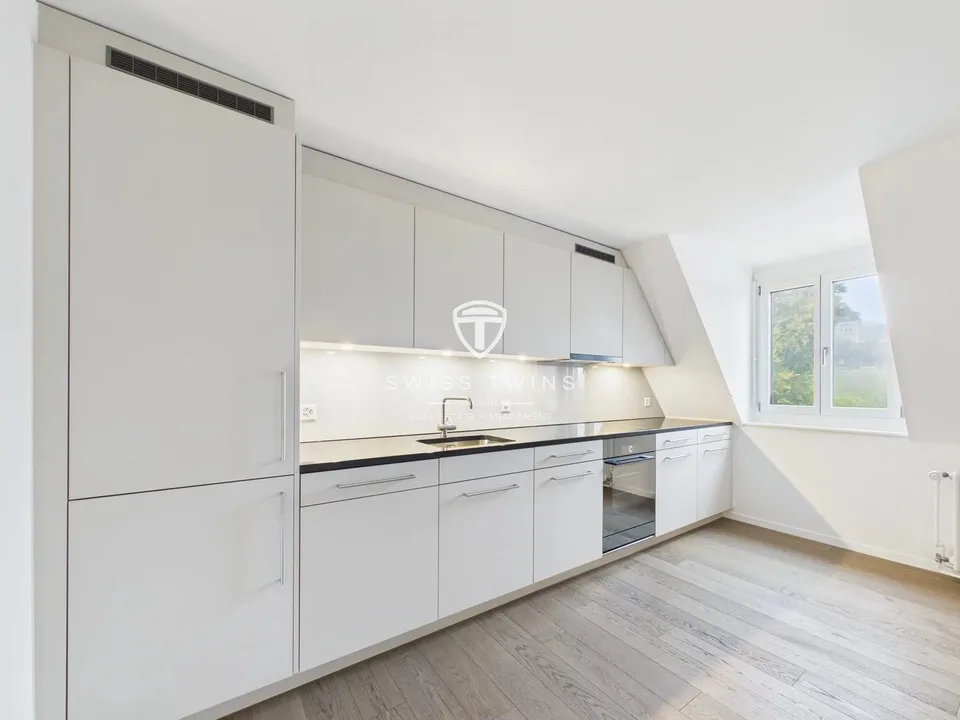 Exklusives Wohnen über den Dächern von Zürich - Stilvolle 2.5-Zimmer-Wohnung mit Terrasse – Foto 2 von 10