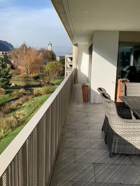 Exklusive Familienwohnung in der Überbauung Rastenhoschet – Foto 10 von 11
