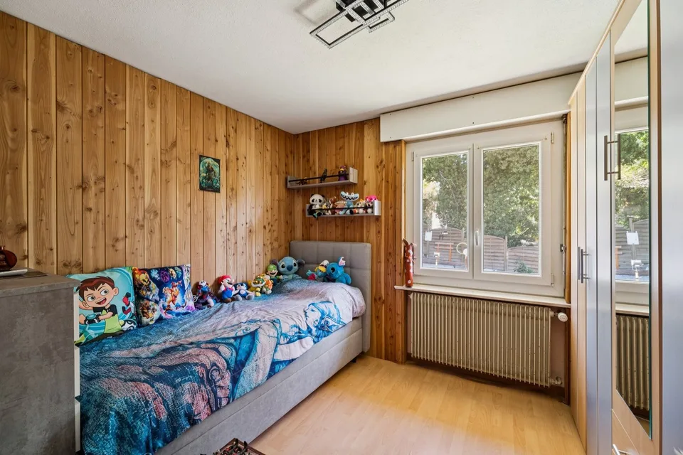 Einzelvilla mit Pool und schönen Außenbereichen – Foto 7 von 13