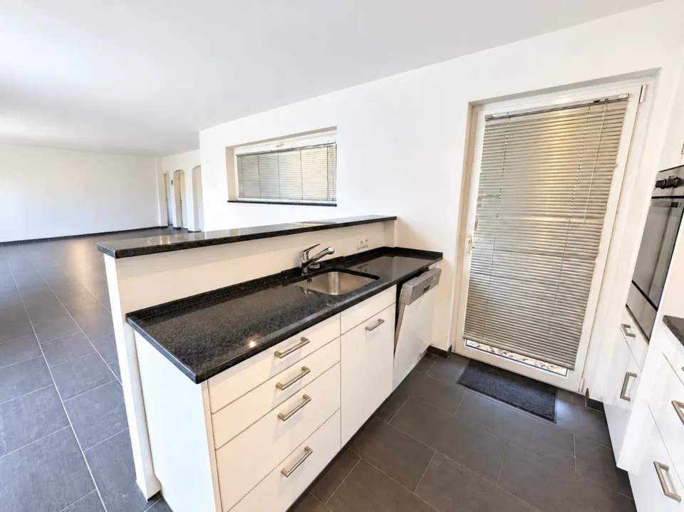 Einzigartige Loftwohnung 74 m2 Wohnfläche mit 30m2 Terrasse – Foto 4 von 10