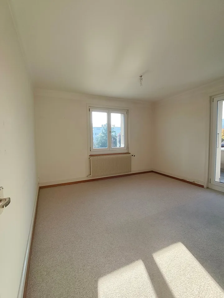 Charmante 2.5-Zimmerwohnung mit Balkon in Aarberg – Foto 6 von 6