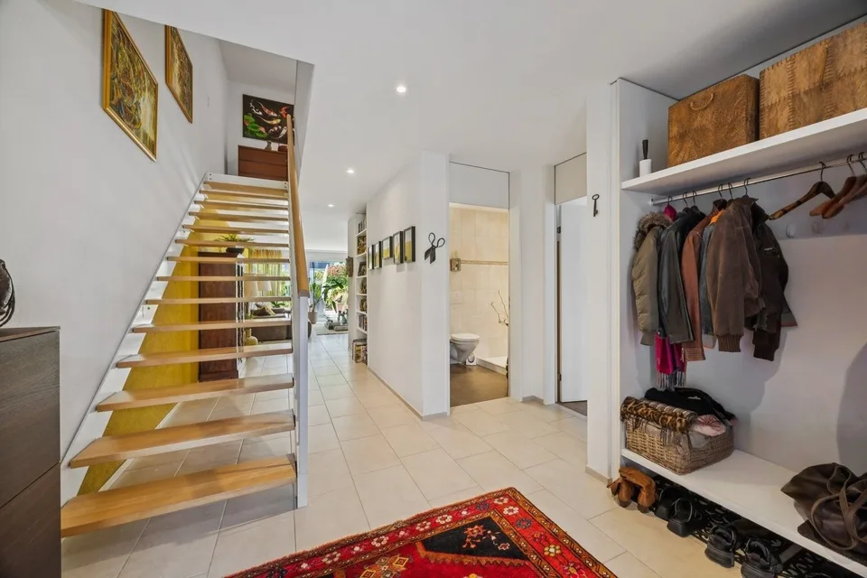 Appartement de jardin 5,5 pièces à Zufikon - vivre spacieusement comme dans une maison unifamiliale – photo 2 sur 10
