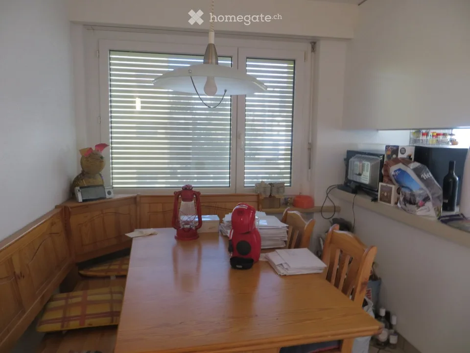 Günstige 3.5-Zimmerwohnung mit Balkon in Domat/Ems – Foto 4 von 4