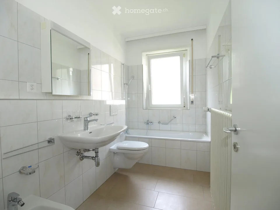 Miete 2.5 Zimmer im 2. Stock in ruhiger Lage mit Seeblick – Foto 6 von 13