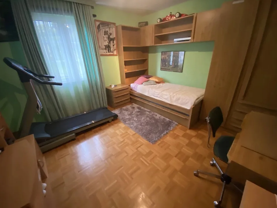 Semi-detached 6-Zimmer-Haus mit Swimmingpool in Echandens – Foto 8 von 8