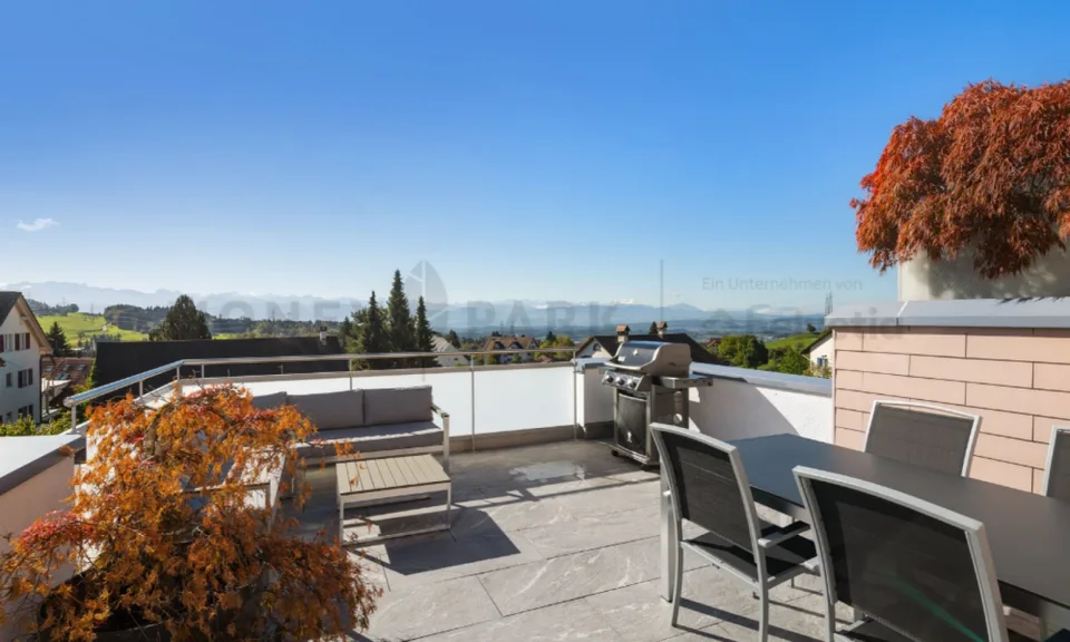 4.5-Zimmer-Terrassenwohnung mit traumhafter Aussicht – Foto 5 von 13