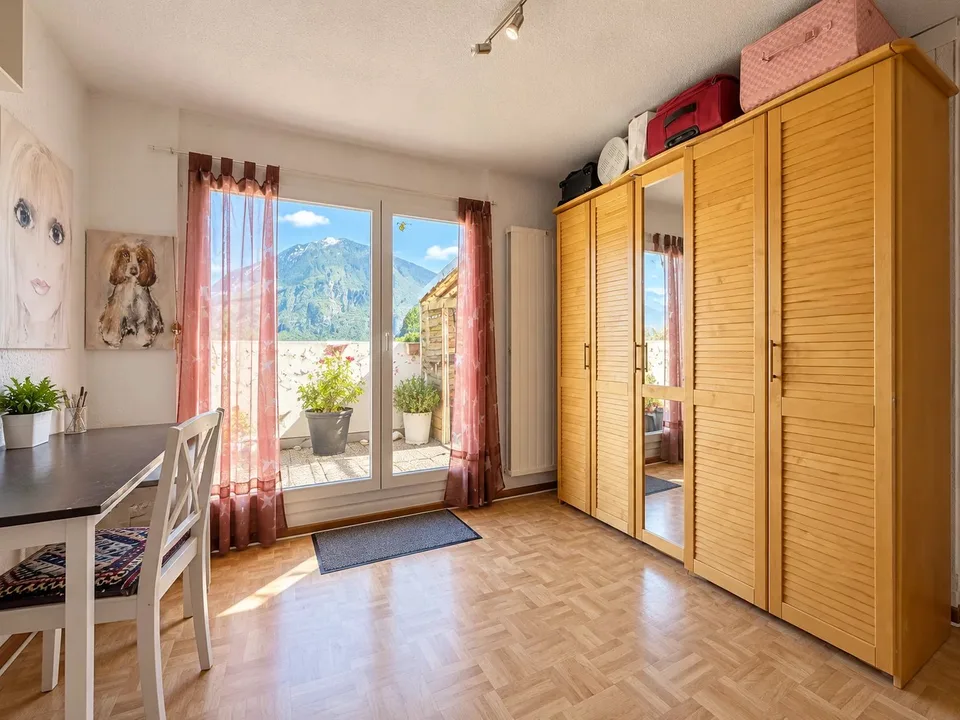 Sierre en panorama grand angle – 4,5 pièces au 15e et dernier étage ! – photo 8 sur 13