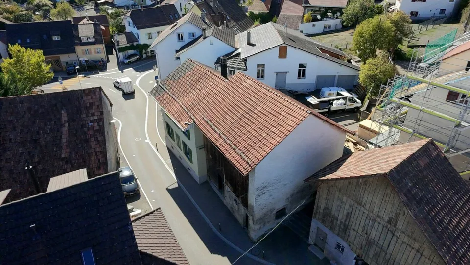 Ein Haus mit Geschichte! Bauernhaus mit Scheune, Charme & riesigem Potenzial – Foto 15 von 16