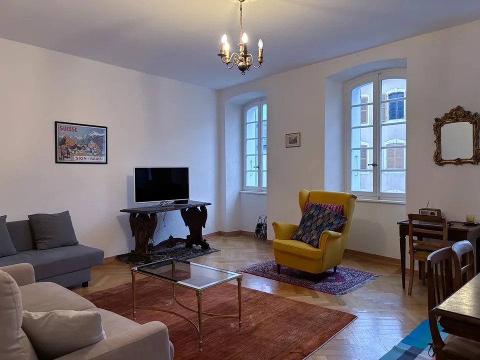 Charmanter möblierter Apartment im Herzen von Sion – Foto 3 von 18