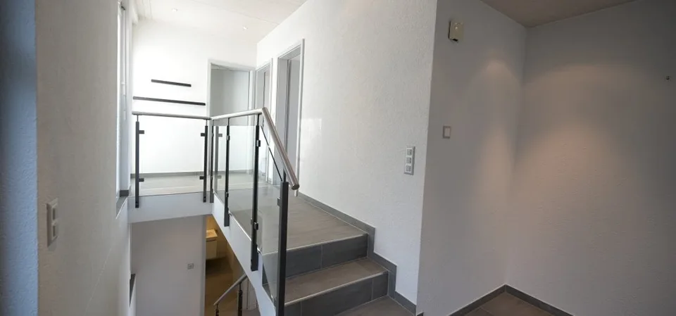 DAS SUCHEN HAT EIN ENDE. freistehendes Einfamilienhaus mit Panoramablick – Foto 9 von 14