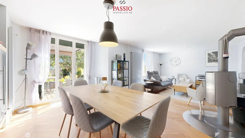 Stylish one- or two-family house with garden paradise and potential – photo 6 of 13