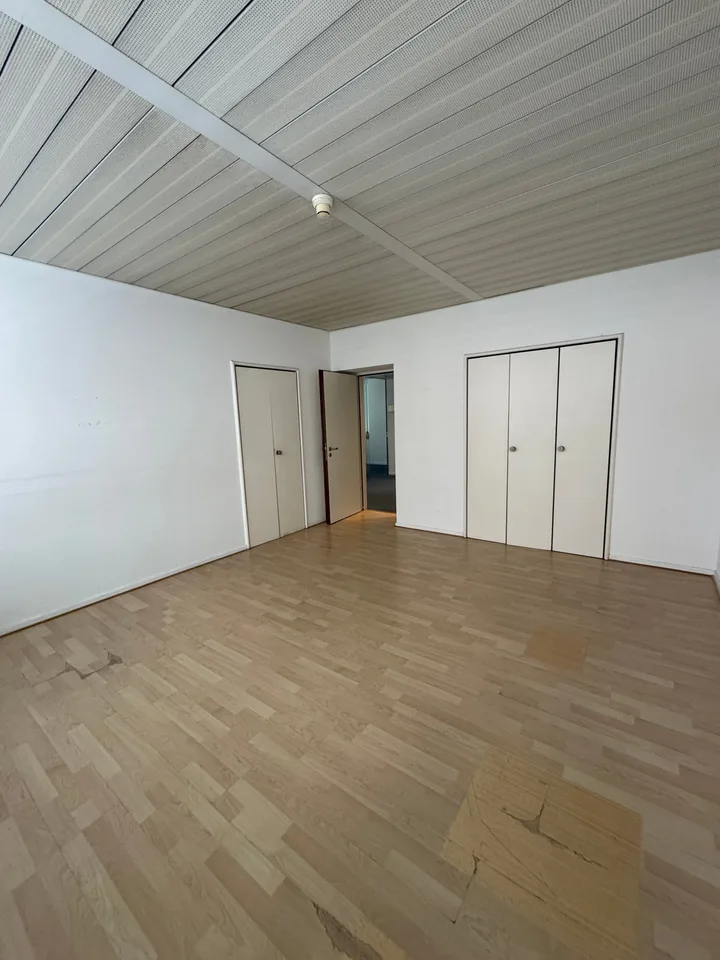 PALAZZINA DI UFFICI A REDDITO POSSIBILE ACQUISTO PER CITTADINI STRANIERI NON RESIDENTI IN SVIZZERA – foto 22 di 30