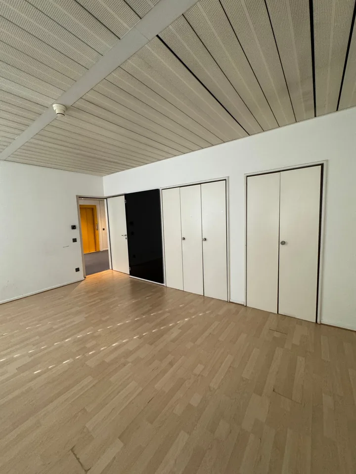 PALAZZINA DI UFFICI A REDDITO POSSIBILE ACQUISTO PER CITTADINI STRANIERI NON RESIDENTI IN SVIZZERA – foto 23 di 30