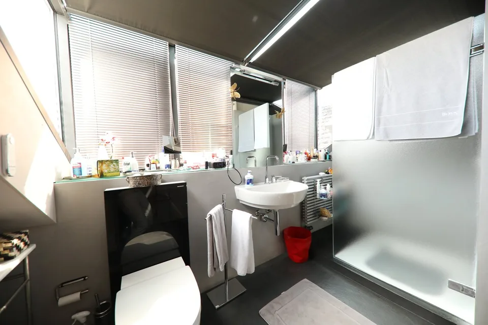 Traumhafte Loft-Wohnung mit Balkon über den Dächern der Altstadt – photo 17 of 21