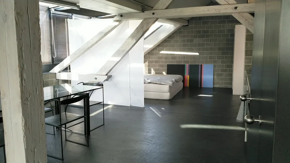 Traumhafte Loft-Wohnung mit Balkon über den Dächern der Altstadt – photo 15 of 21