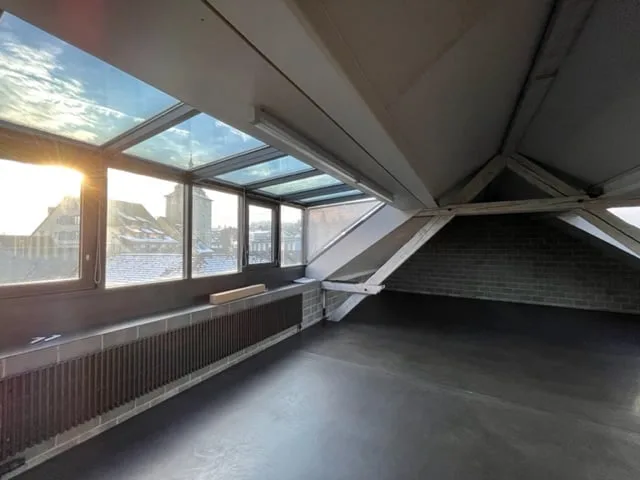Traumhafte Loft-Wohnung mit Balkon über den Dächern der Altstadt – photo 11 of 21