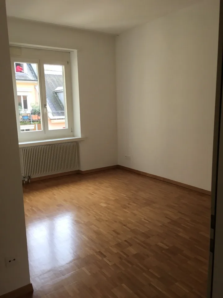 TEMPORANEO: Meraviglioso appartamento di 3 locali in posizione centralissima – foto 3 di 7