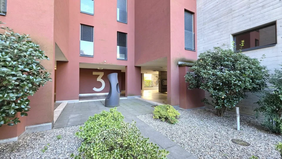 Helles Apartment mit Terrasse, nahe der Universität und dem Zentrum von Lugano – Foto 14 von 14