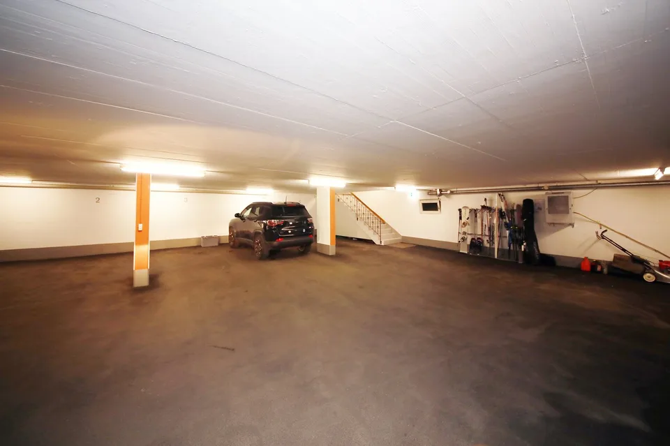 3.5-Room Top Apartment (115 m2) in Charming Chalet with Sauna - Klosters Platz – photo 20 of 22