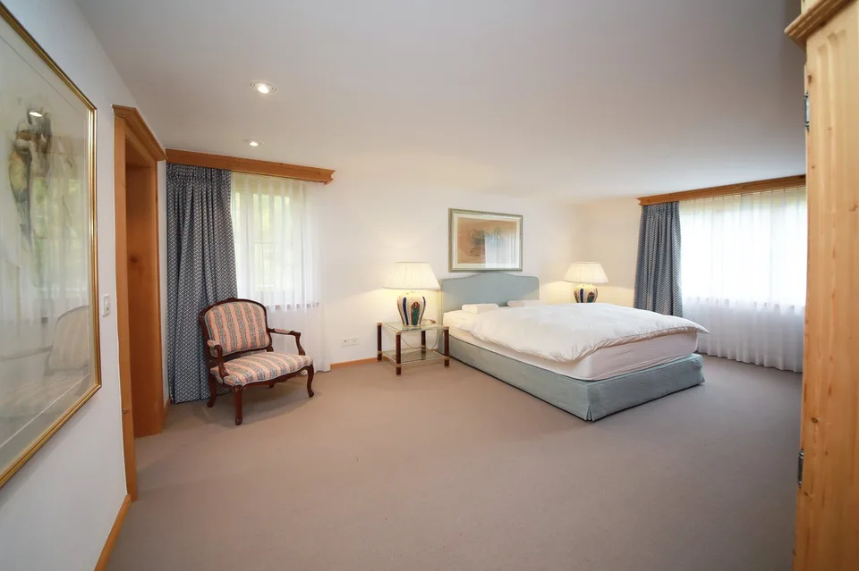 3.5-Room Top Apartment (115 m2) in Charming Chalet with Sauna - Klosters Platz – photo 10 of 22