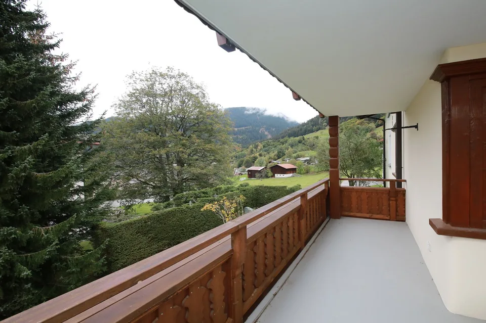 3.5-Room Top Apartment (115 m2) in Charming Chalet with Sauna - Klosters Platz – photo 9 of 22