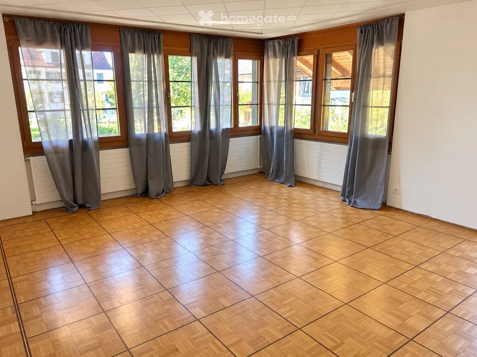 Grosses Einfamilienhaus in ruhiger, ländlicher Umgebung – Foto 3 von 5