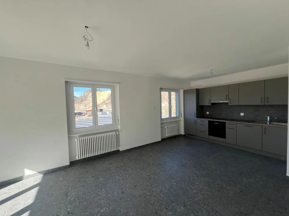 Jeanneret 26 appartamento 3,5 locali al 1° piano – foto 2 di 6