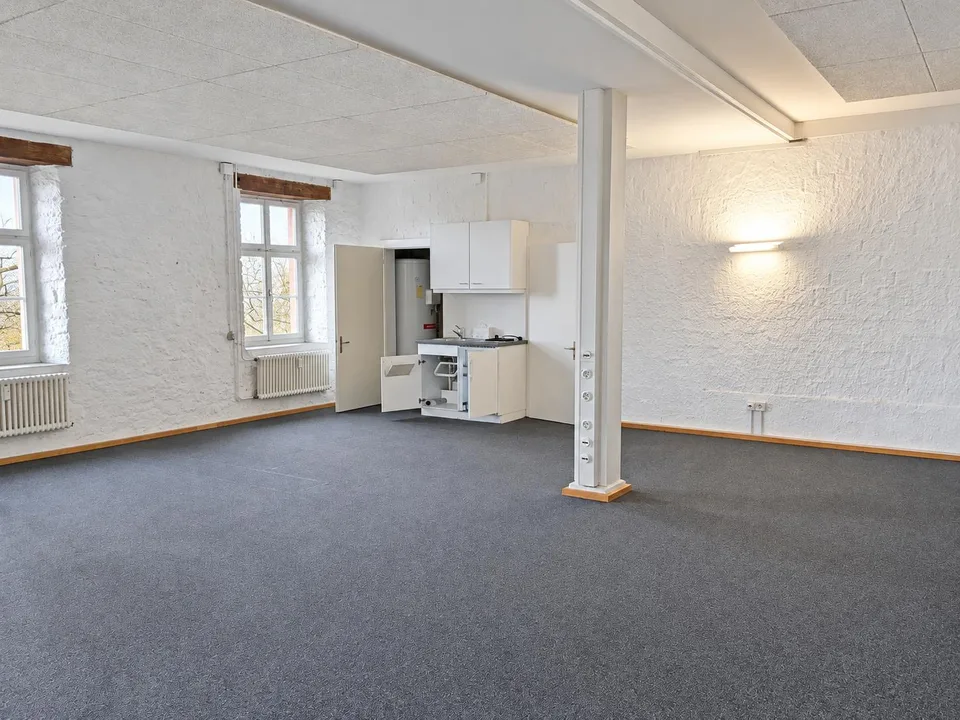 Spazio per ufficio in una location idilliaca – foto 4 di 7