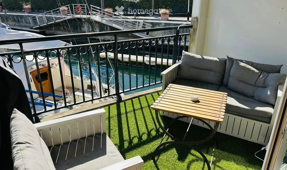 Schönes Duplex mit 3,5 Zimmern (117m2) direkt am Wasser – Foto 5 von 5