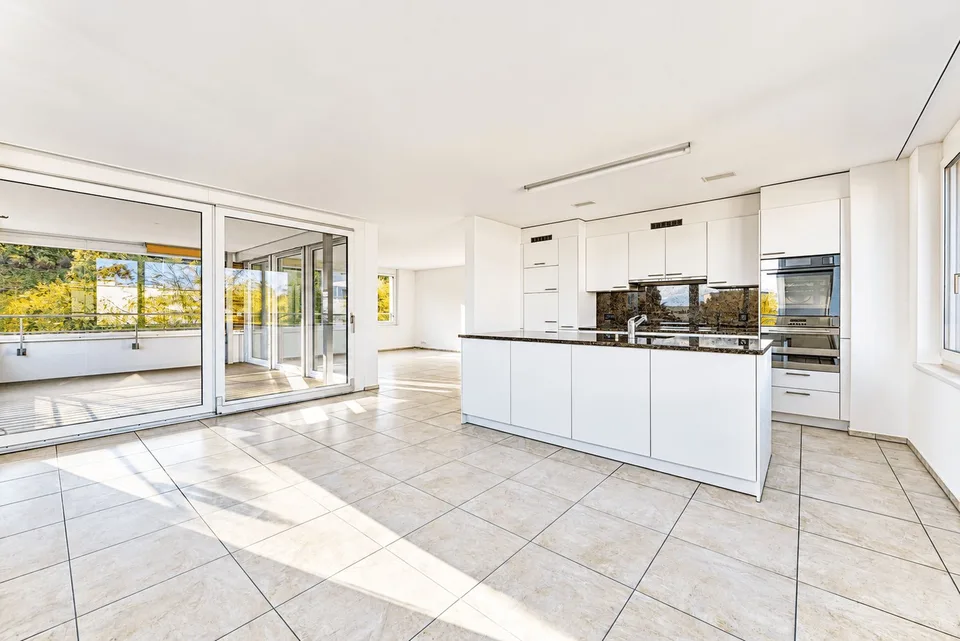Vivere con una vista panoramica - appartamento attraente di 4,5 locali al 1° piano – foto 2 di 12