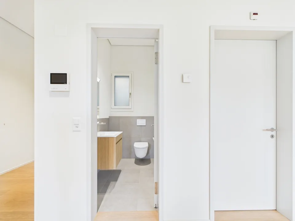 Moderne Gewerbefläche mit Weitblick – Foto 6 von 10