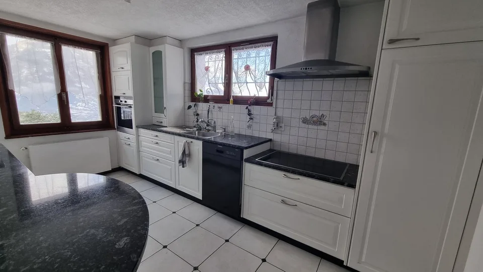 Prächtige 6,5-Zimmer-Villa in Chemin mit atemberaubendem Blick – Foto 2 von 19