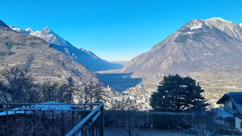 Prächtige 6,5-Zimmer-Villa in Chemin mit atemberaubendem Blick – Foto 17 von 19