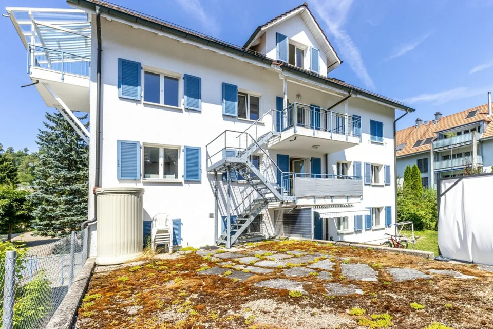 5.5-Zimmer-Dachmaisonettewohnung mit zwei Balkonen und einer Garagenbox – Foto 16 von 17