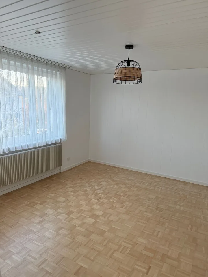 Charmantes 5.5-Zimmer-Einfamilienhaus mit Garten in Biel-Benken – Foto 17 von 19